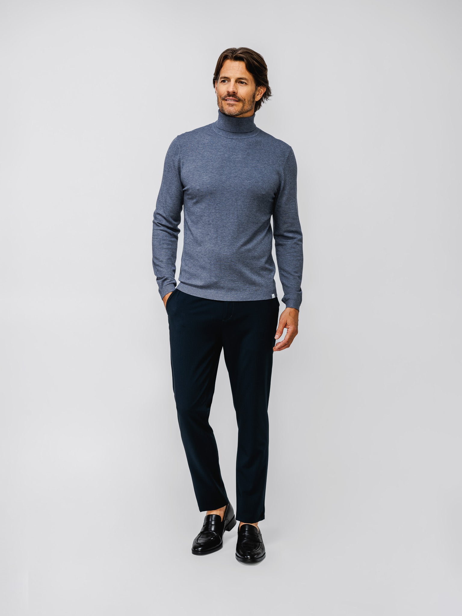 mens atlas turtleneck indigo heather on model in studio